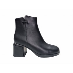 Czarne botki damskie na obcasie firmy Sandway 8820-1 - 1