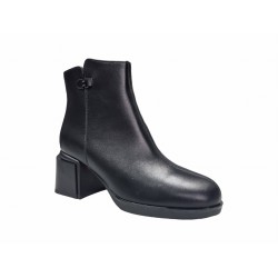 Czarne botki damskie na obcasie firmy Sandway 8820-1 - 2