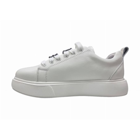 Białe skórzane sneakersy, półbuty damskie Vinceza 72300 - 2
