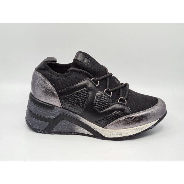 Czarne sneakersy sportowe wiosenne na koturnie Aotoria 7602 - 1